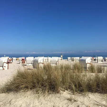 Beach&city Bude Inkl Saisonstrandkorb * Grömitz